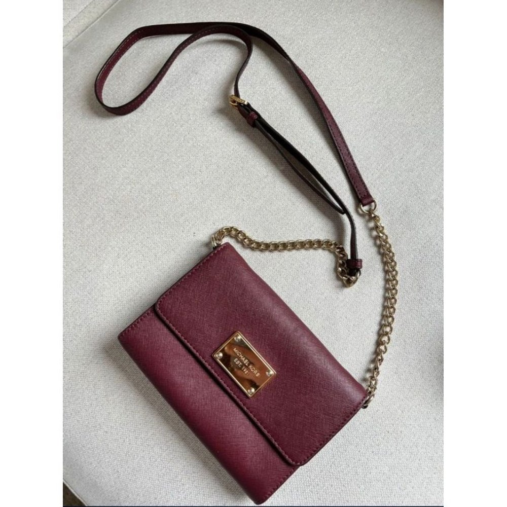 Michael Kors Designer Leather Crossbody Purse Handbag Clutch